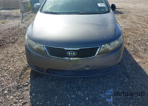 2013 Kia Forte Ex z USA, uszkodzony, nr VIN KNAFU4A22D5712988